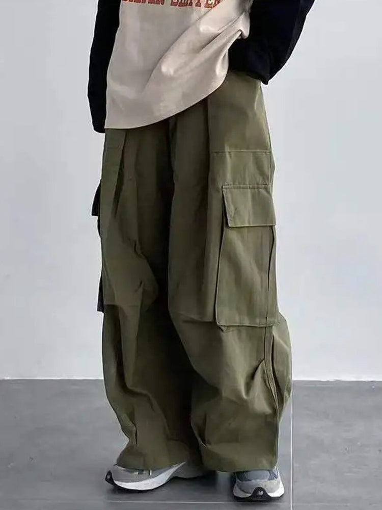 Parachute pants gorpcore