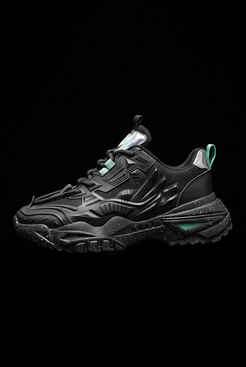 Streetwear sneakers