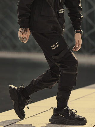 Pantaloni cargo techwear
